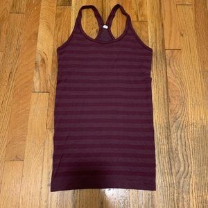 Lululemon tank top